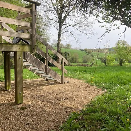 Casa de Férias Le Nid De Berce