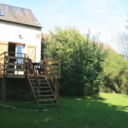 Le Nid De Berce Casa de Férias *